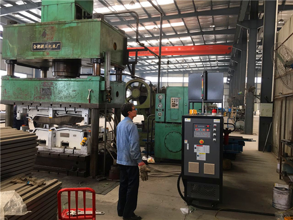 模溫機廠家哪家專業，「歐能」13年的專業給你保障