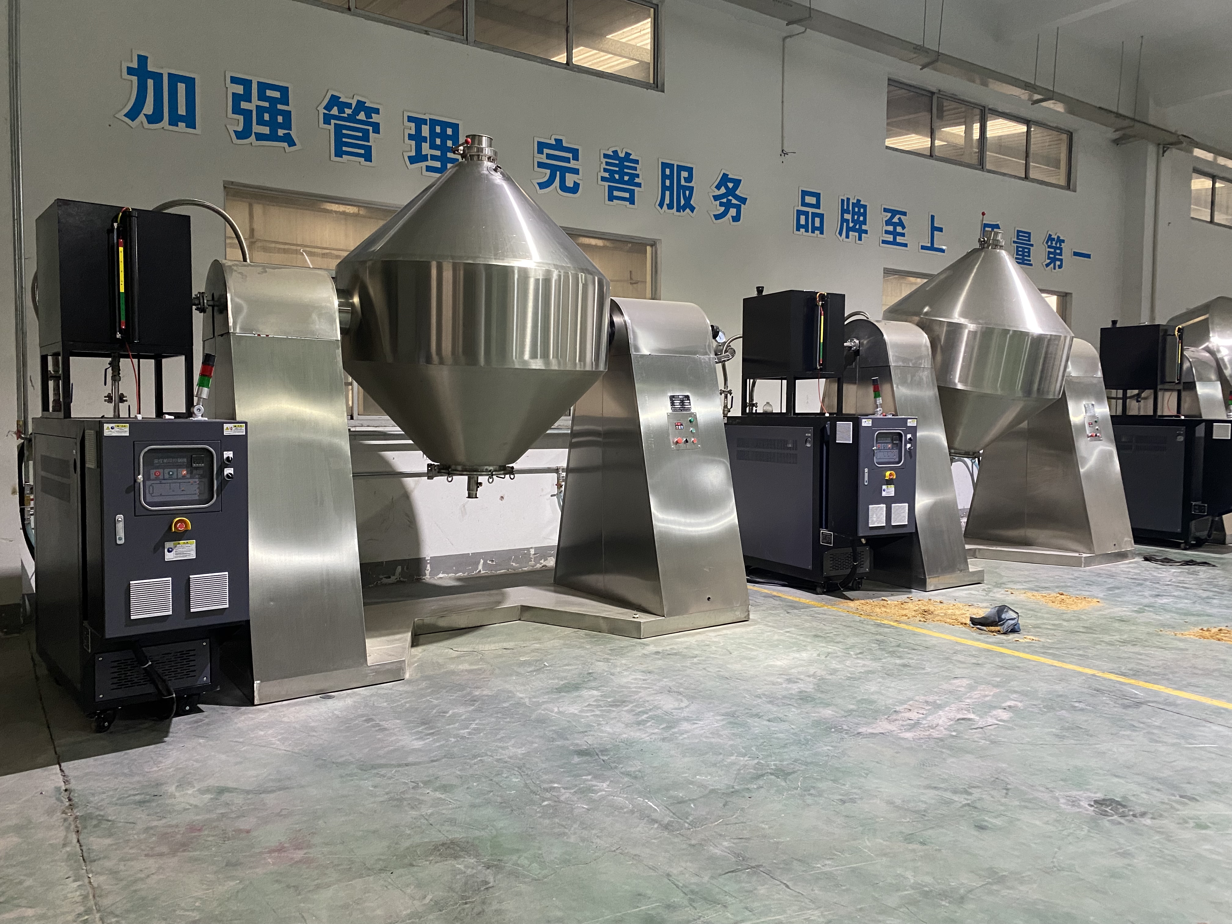 雙錐干燥行業油溫機的配置介紹