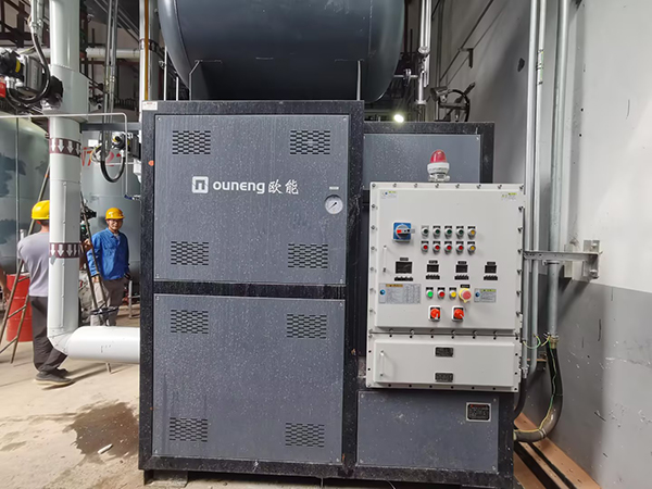 醫(yī)藥中間體反應(yīng)釜控溫化工專(zhuān)用防爆油溫機(jī)「歐能機(jī)械」