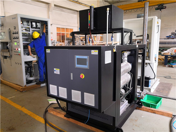 層壓機怎么升溫才快？「歐能機械」模溫機助力生產一秒升溫